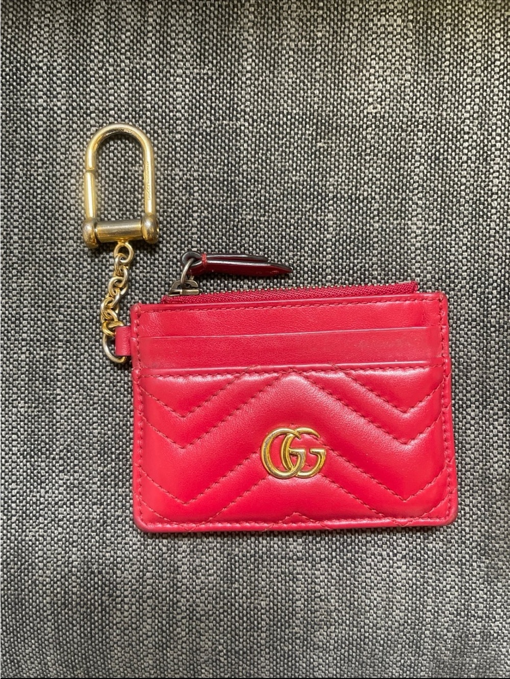 Gucci GG Marmont Quilted Leather Card Holder with Gold Keyring